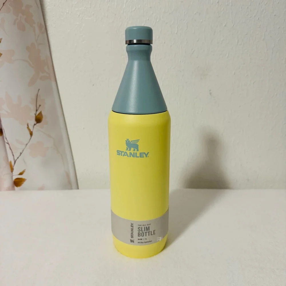 Stanley All Day Slim Bottle 34oz Twist on Lid Travel/Gym Insulated BPA Pomelo - Picture 2 of 9